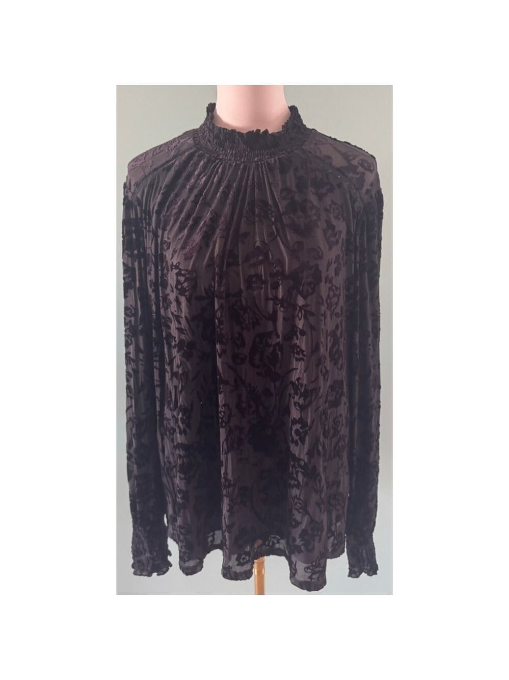 Women's Knox Rose Burnout Floral Top Black Size XXL
